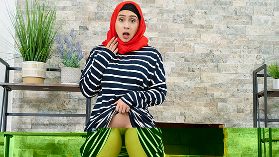 [HijabHookup] Lilly Hall (Hijab Stepmom Learns How To Pleasure / 05.30.2021)