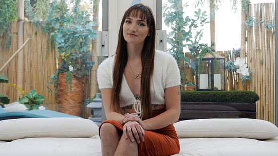 [NetGirl] Mia (Not so nervous now / 12.23.2021)