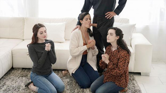 [FreeuseMILF] Penny Barber, Aria Carson, Lyra Lockhart (Polygamy / 01.06.2022)