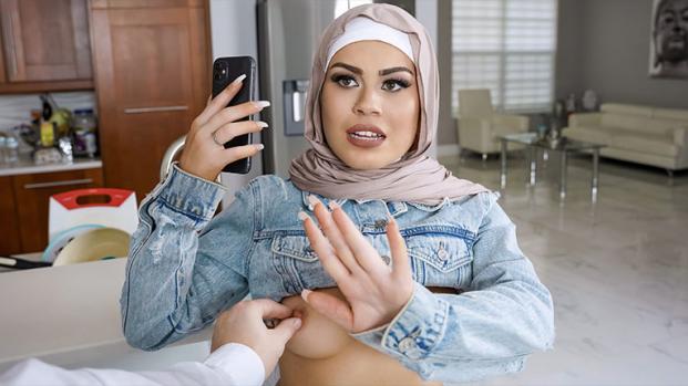 [HijabHookup] Veronica Valentine (A Premium Cleaning / 07.11.2022)