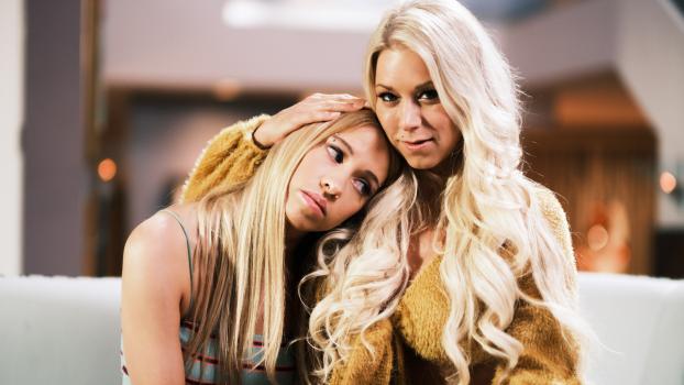 [MommysGirl] Katie Morgan, Khloe Kapri (I Don't Want To Talk About It / 07.23.2022)