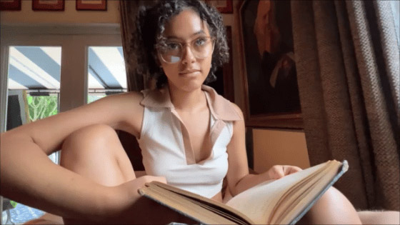 [FamilyTherapyXXX] Dani Diaz (How to Be Cool / 10.17.2022)
