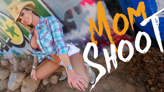[MomShoot] Sweet Vickie (A Change Of Plans / 02.06.2024)