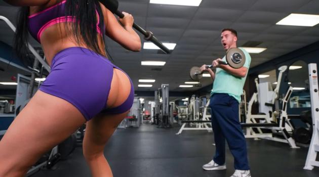 [HornyHostel] Serena Santos, Selina Bentz (Influencer Workout / 03.06.2024)