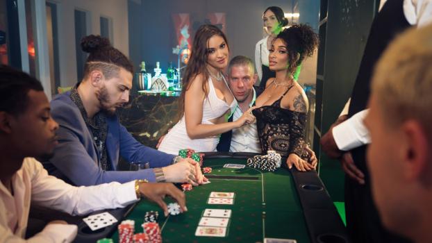 [DigitalPlayground] Gizelle Blanco, Erotic Medusa (Cards On The Table - Episode 1 / 05.06.2024)